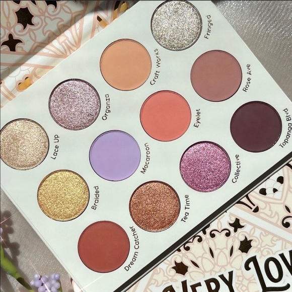 COLOURPOP SO VERY LOVELY EYESHADOW PALETTE CP BOUTIQUE NWT UNTOUCHED - Picture 2 of 5